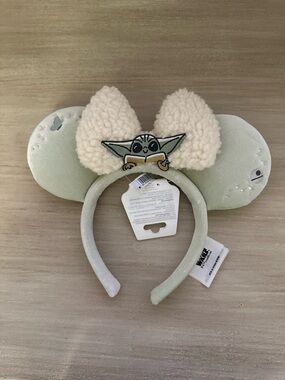 Disney Parks Star Wars Baby Grogu Ear Headband - Light Green & Cream Sherpa